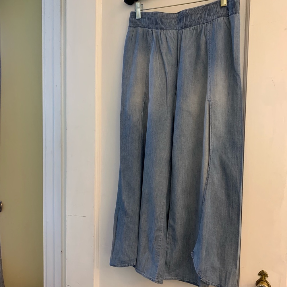 CROPPED WIDE LEG JEANS/PANTS